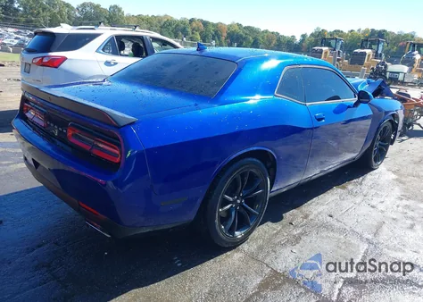 2018 Dodge Challenger Sxt Plus z USA, uszkodzony, nr VIN 2C3CDZAG3JH226892